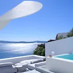 Lathouri Cave Villa *