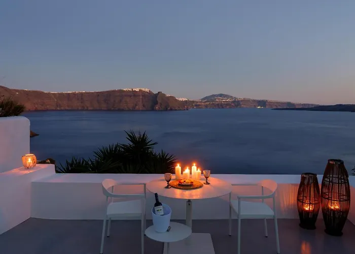Lathouri Cave Villa Oia