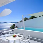 Villa Lathouri Cave Oia