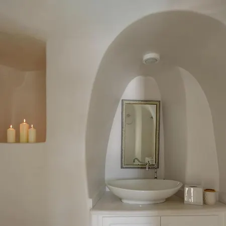 ヴィラ Lathouri Cave イア